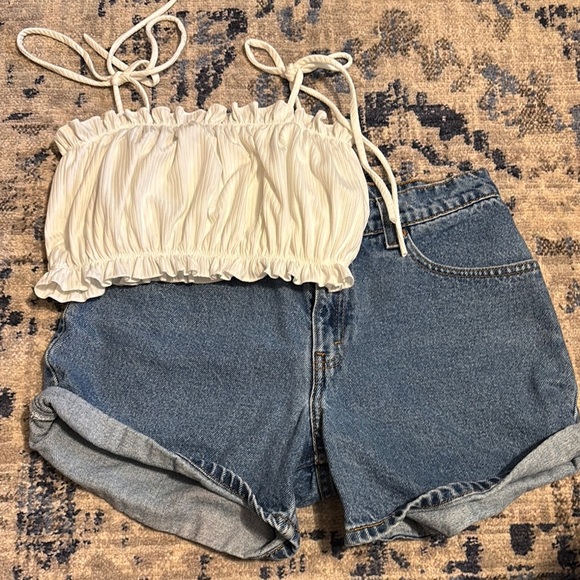 gaze Tops - Gaze Cream Crop Top